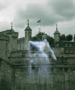 headless-tower-of-london-ghost